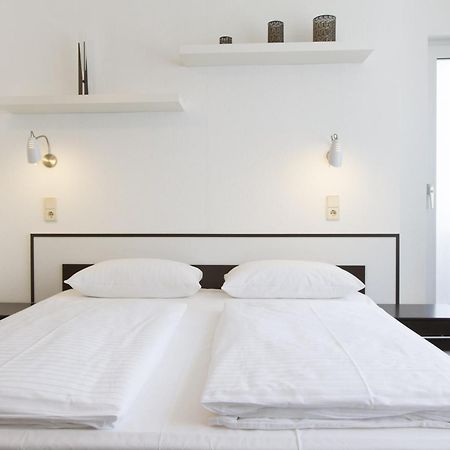 Aparthotel Vega Берлин Экстерьер фото